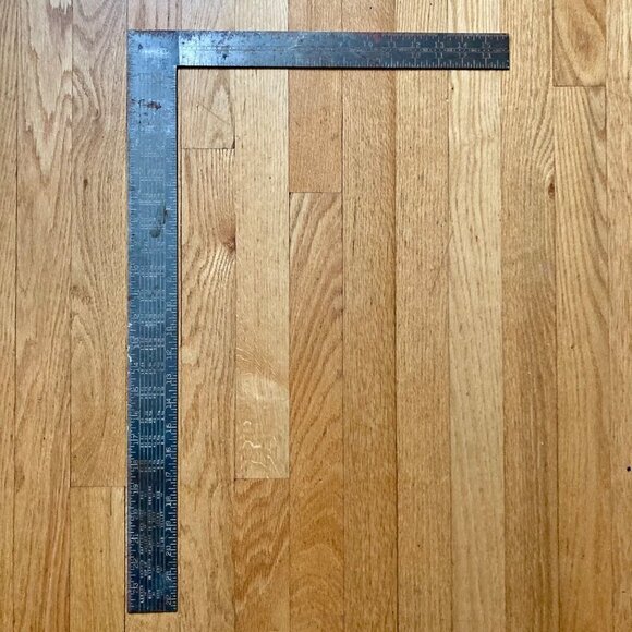 Vintage Stanley R100 Roofer's Square Carpenter's Framing Tool - Picture 1 of 8